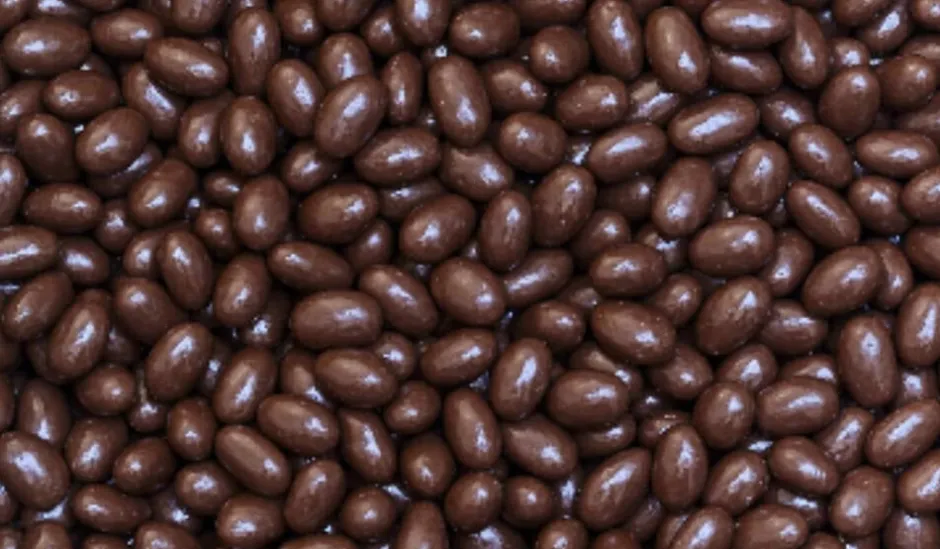 Amandes enrobées de chocolat au lait*Picard Clearance