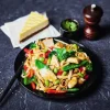 Emincés de poulet, tagliatelles, légumes façon wok*Picard Clearance