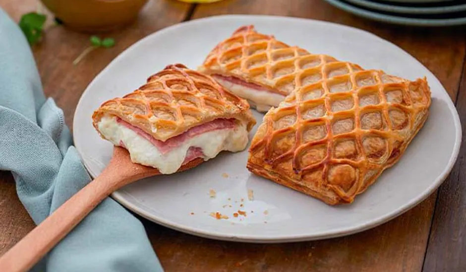 Feuilleté jambon-emmental, 4 parts*Picard New