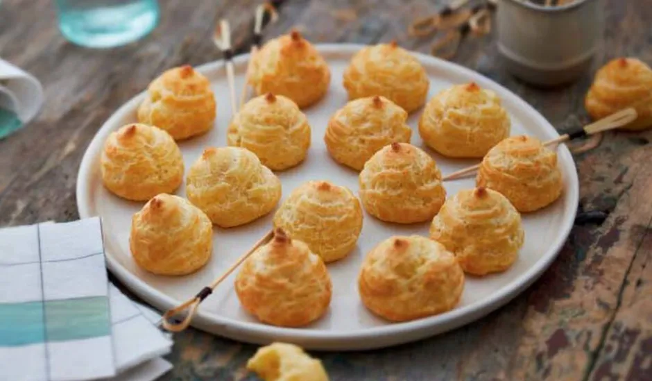 Mini-gougères au fromage, 30 pièces environ*Picard Hot